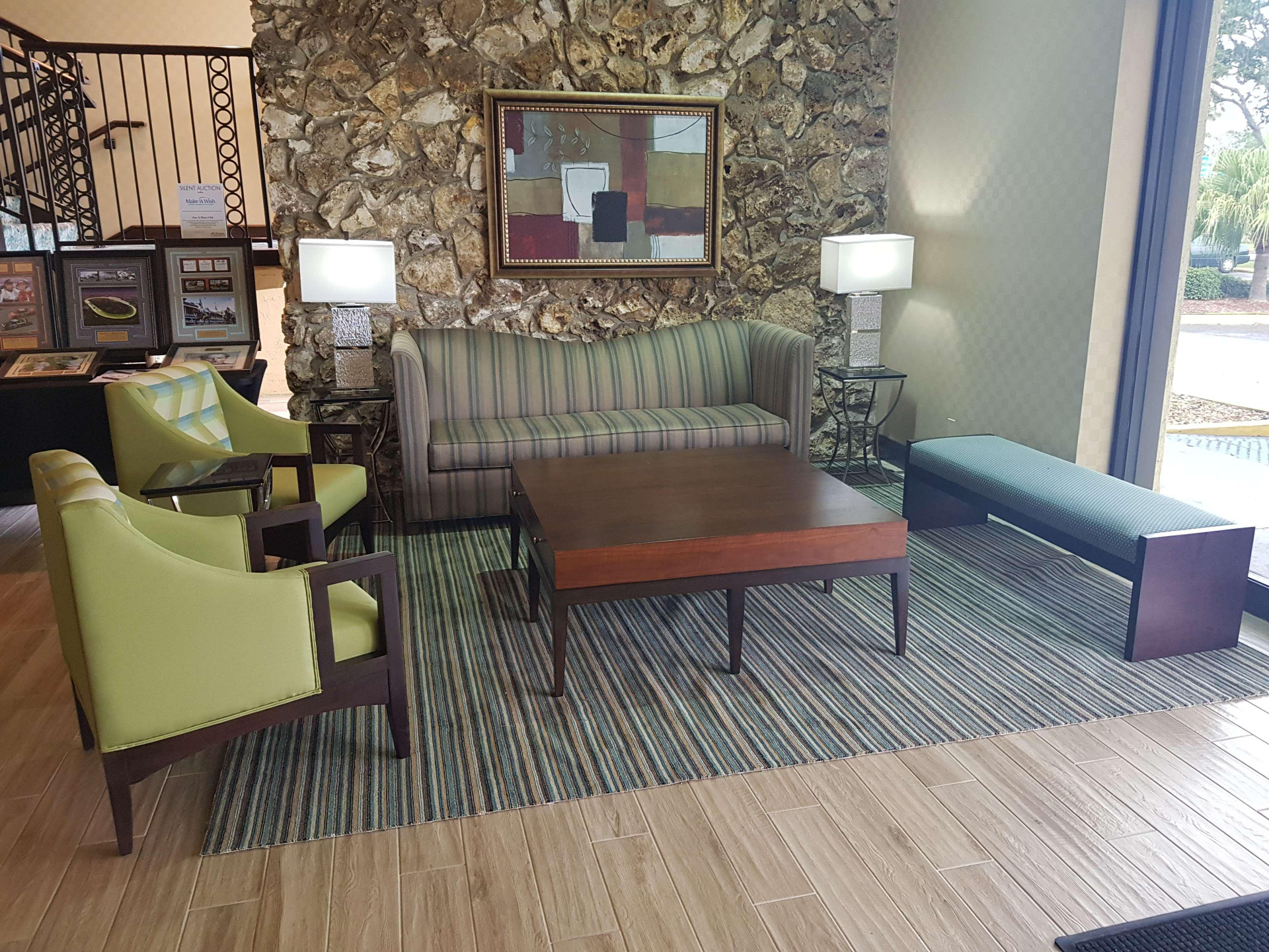 Vista Lobby Best Western International Speedway Hotel
