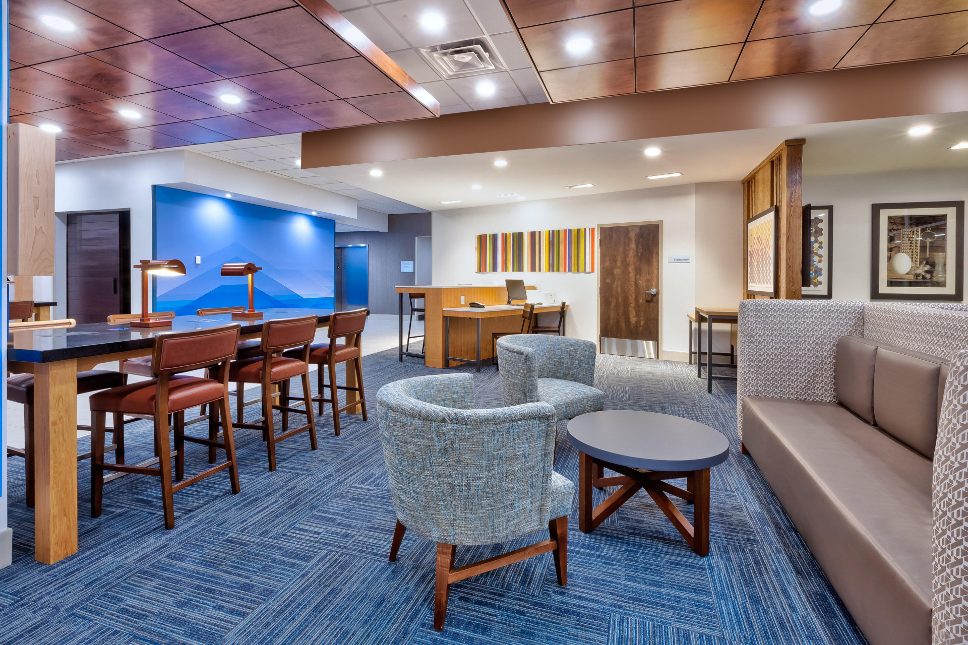 Vista Exterior Holiday Inn Express & Suites Milan – Sandusky Area by IHG