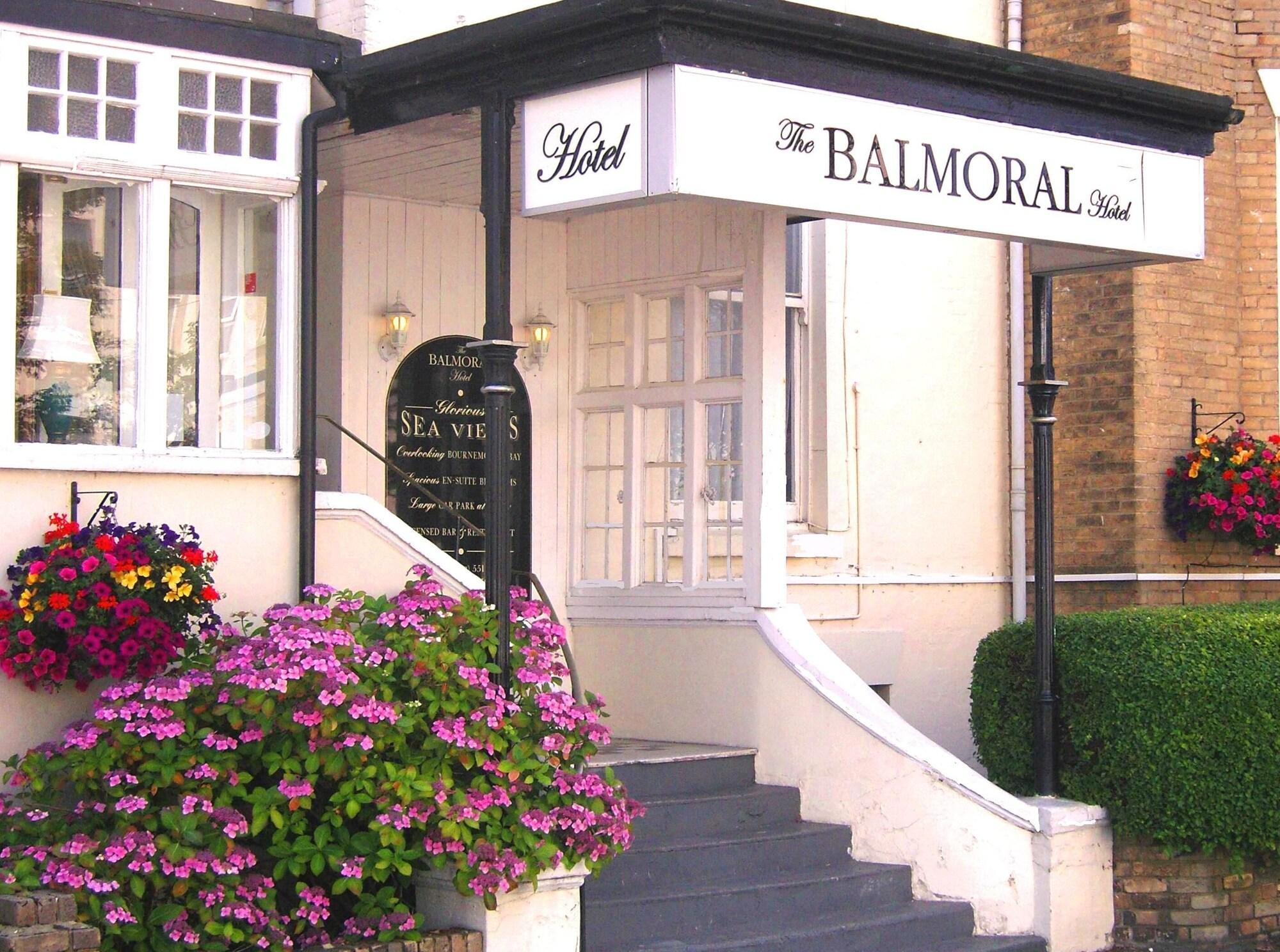 Vista Exterior Balmoral Hotel