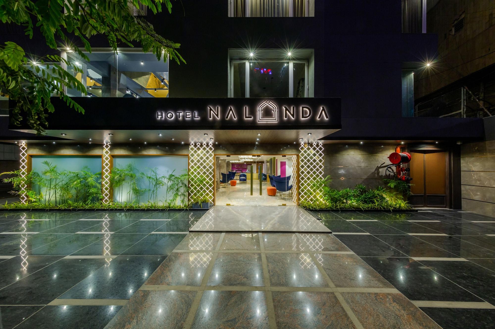 Vista Exterior Hotel Nalanda