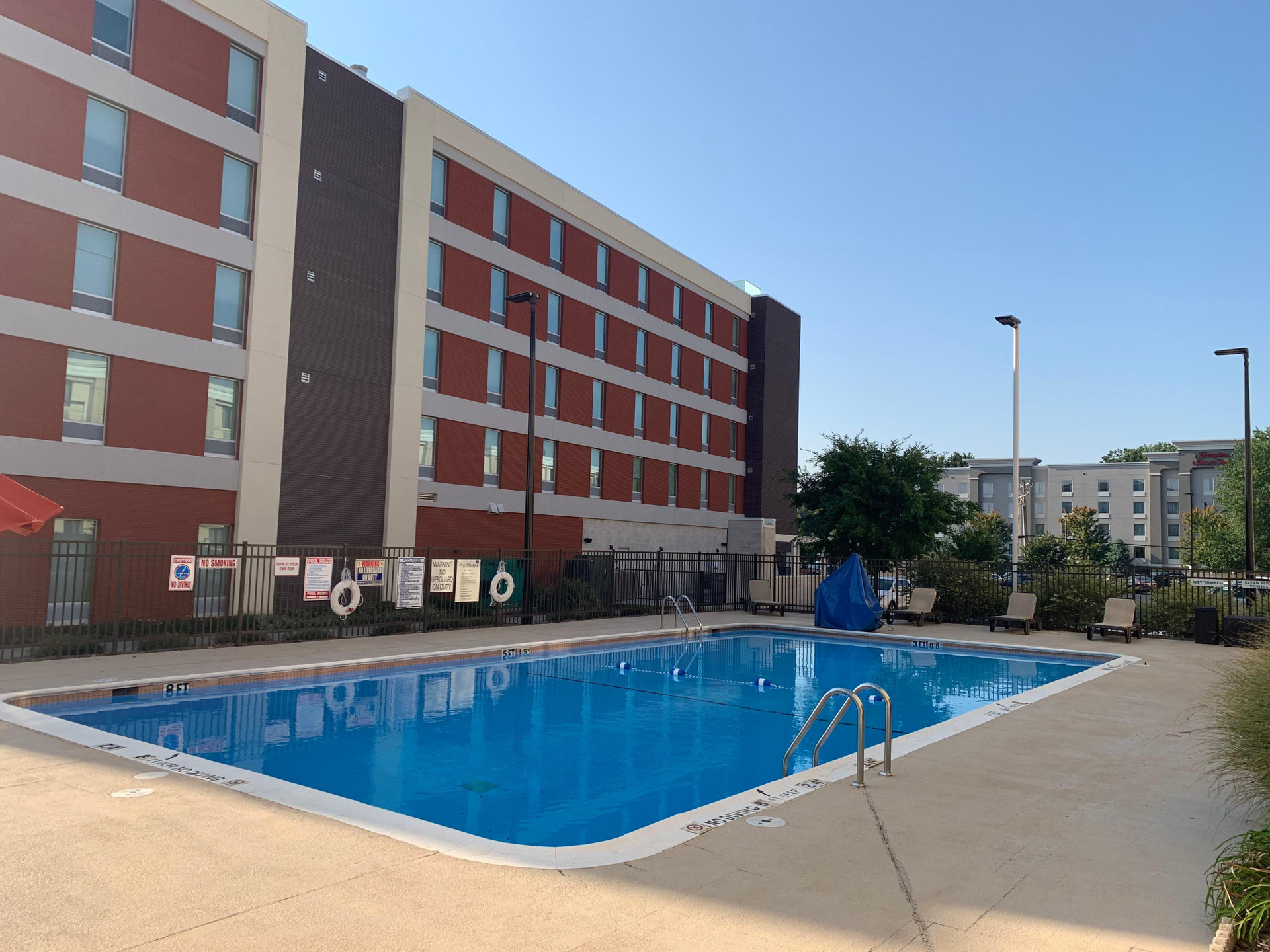 Vista Piscina Holiday Inn Charlotte Airport by IHG