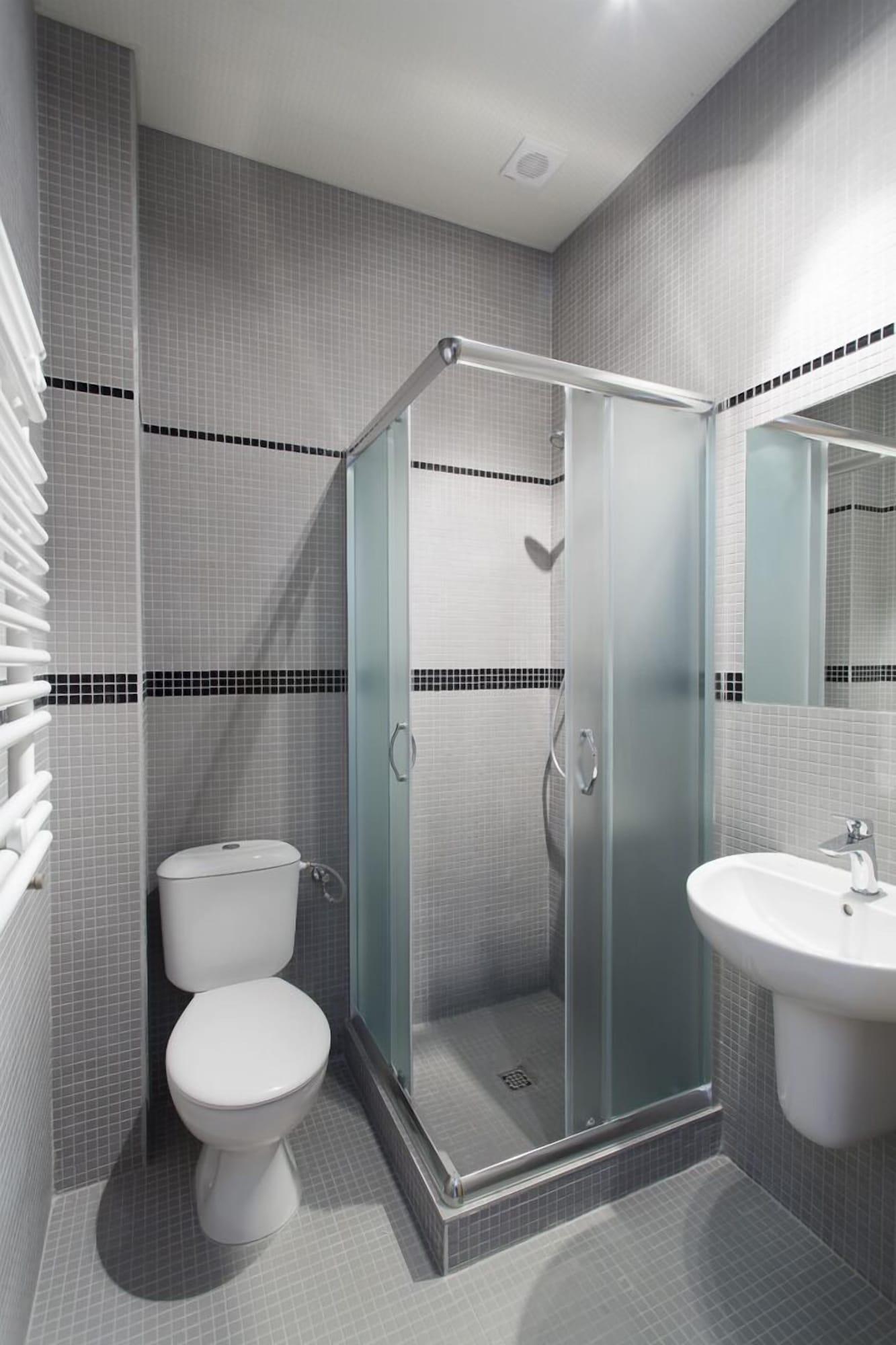 Equipamiento de Habitación Arcus Premium Hostel