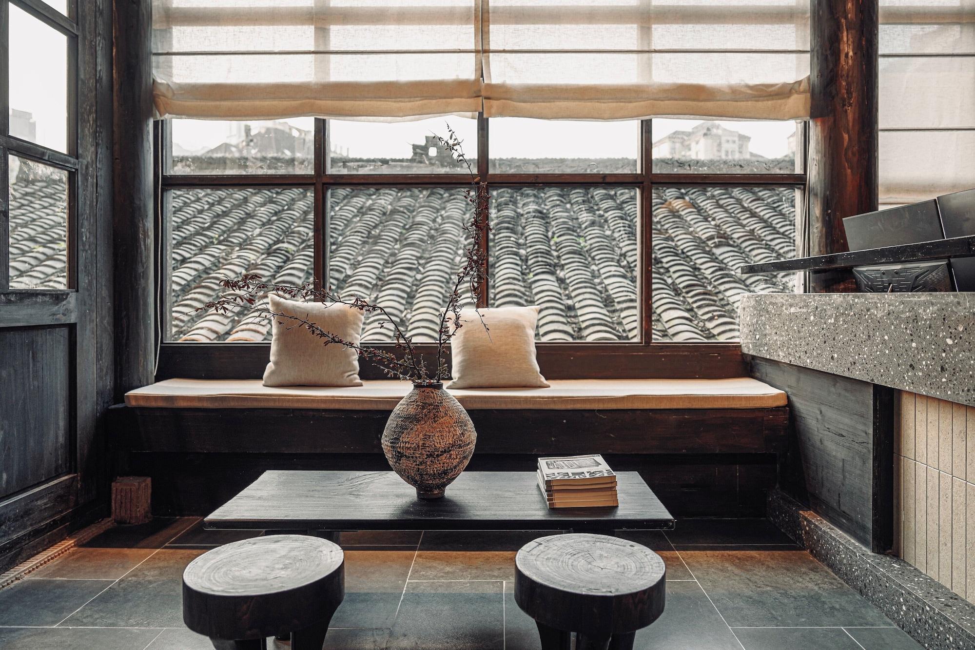Vista Lobby Futon Designer Hotel (Liberation Monument&Nanbin Road Store)