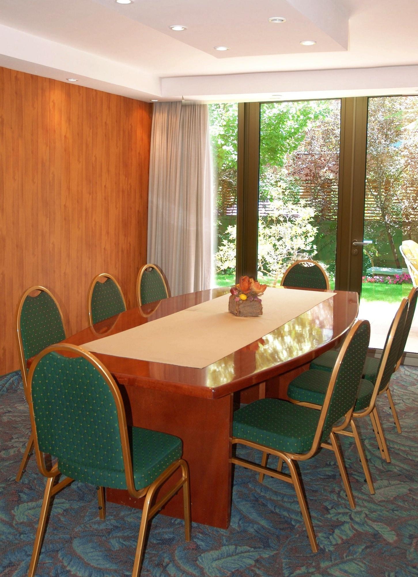 Sala de Reuniones Eurotel El Bosque