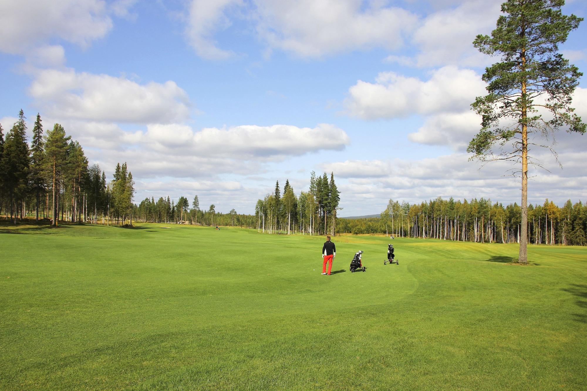 Campo de Golf Lapland Hotels Ounasvaara Chalets