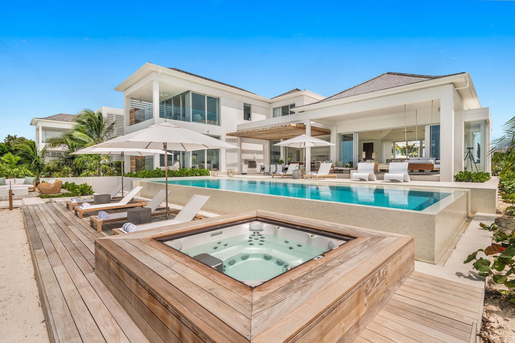 Vista Exterior Beach Enclave