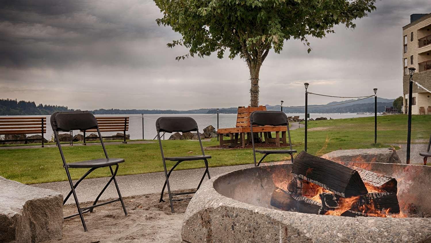 Varios Best Western Plus Silverdale Beach Hotel