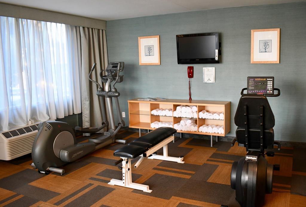 Instalaciones Recreativas The Belamar, Tapestry by Hilton