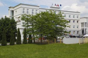 Alojamiento - Hotel Iskierka Business & Spa