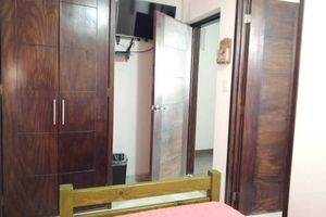 Alquiler Vacacional - 2 single rooms, and 1 double room with their private bathroom, kitchen.microwave