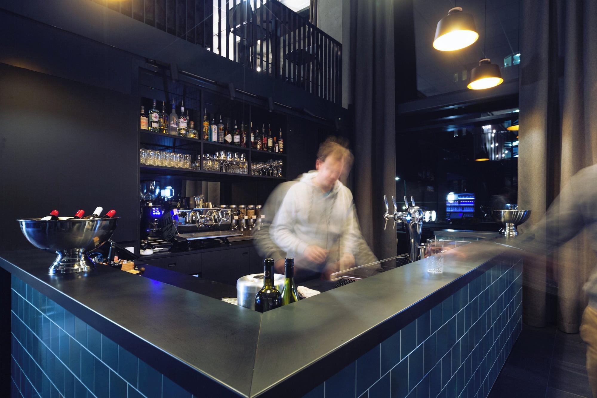 Bar/Salón Holiday Inn - the niu, Fender Amsterdam by IHG