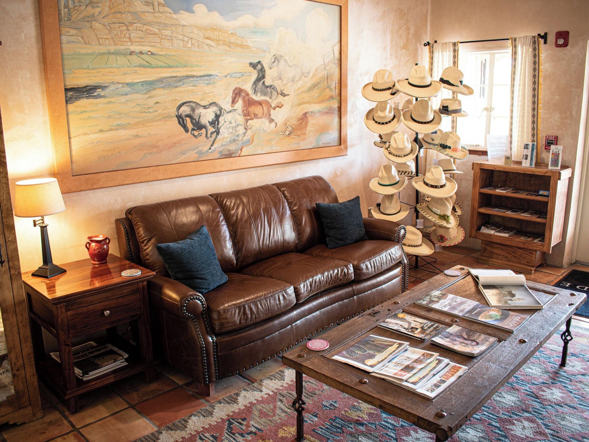 Vista Lobby Sierra Grande, A Ted Turner Retreat