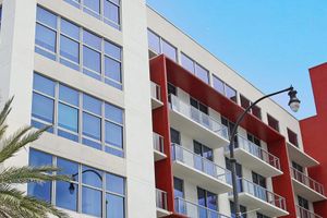 Alojamiento - CH Luxury Condos & Studios On The Beach
