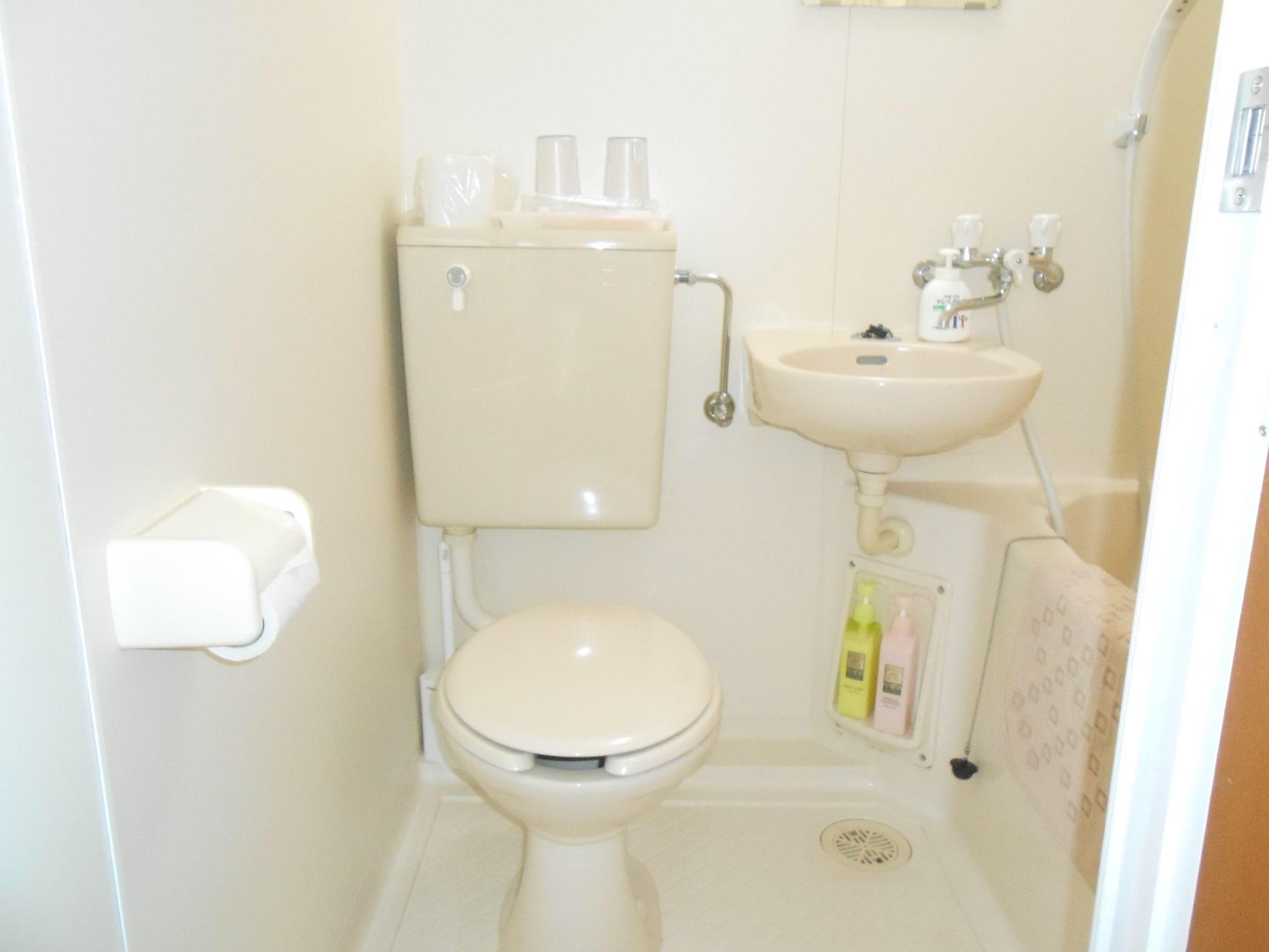 Equipamiento de Habitación Jouya