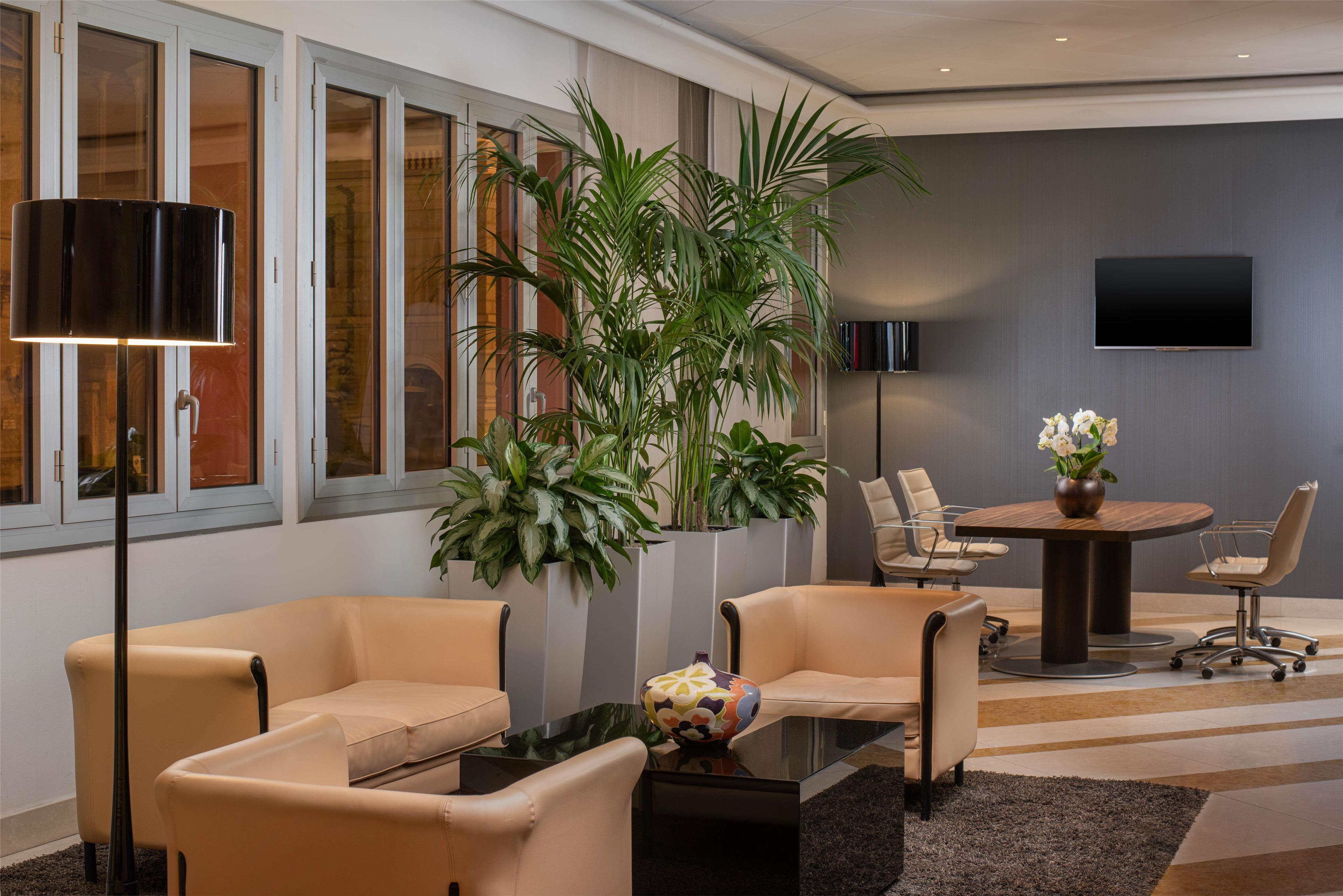 Vista Lobby NH Trieste