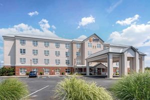 Alojamiento - Comfort Inn & Suites Dover near Speedway
