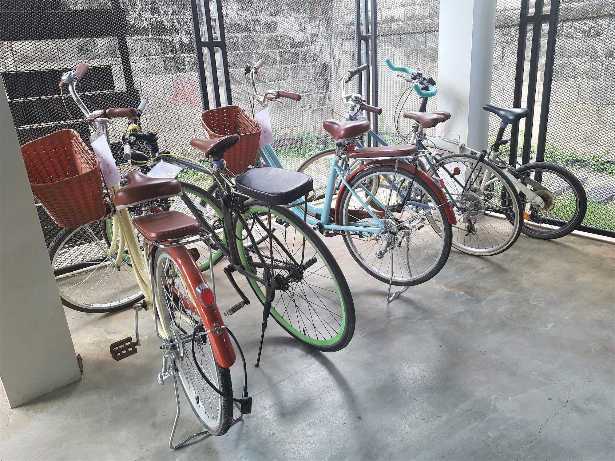 Varios Baan Mai Kradan Hostel Chiang Rai