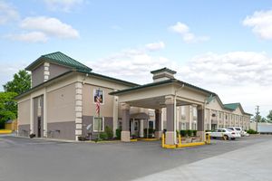 Alojamiento - Country Garden & Suites-Benton