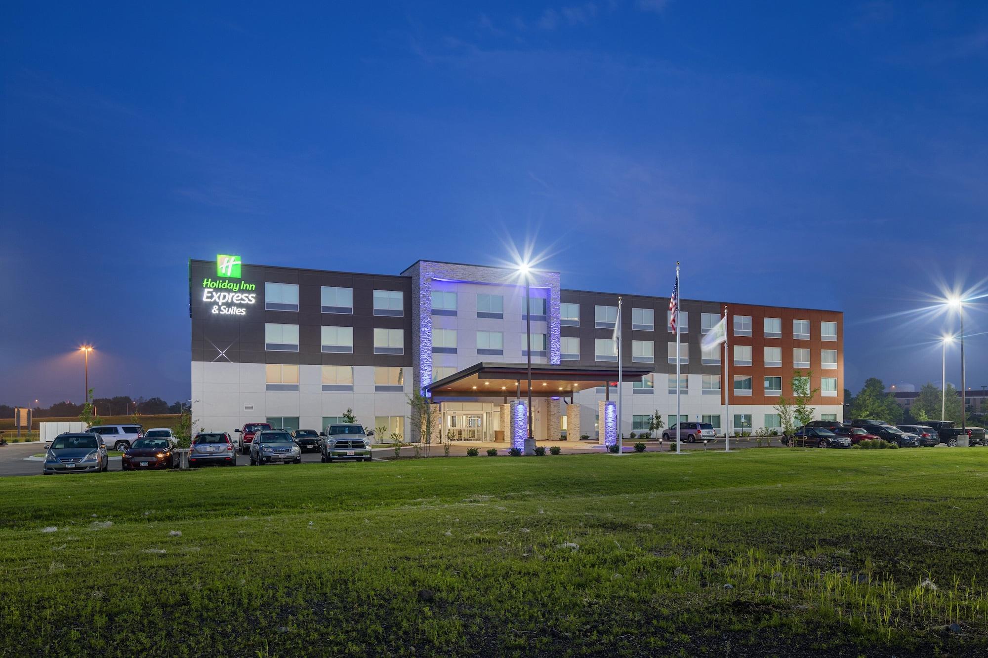 Vista Exterior Holiday Inn Express & Suites Bourbonnais East - Bradley by IHG