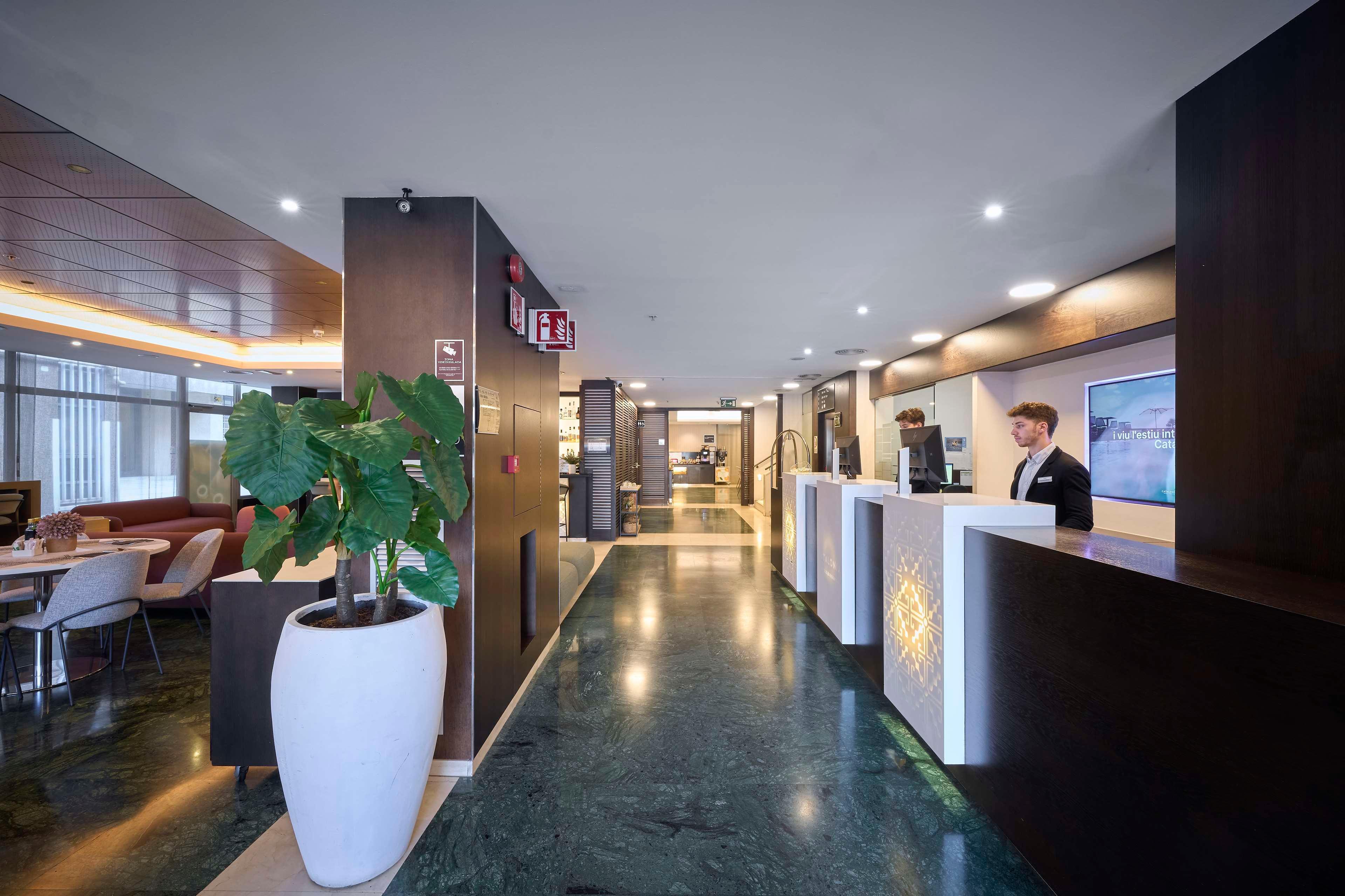 Vista Lobby Catalonia Rigoletto Hotel