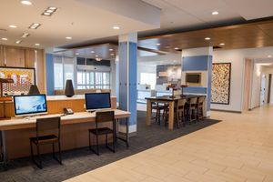 Alojamiento - Holiday Inn Express & Suites Marietta By IHG