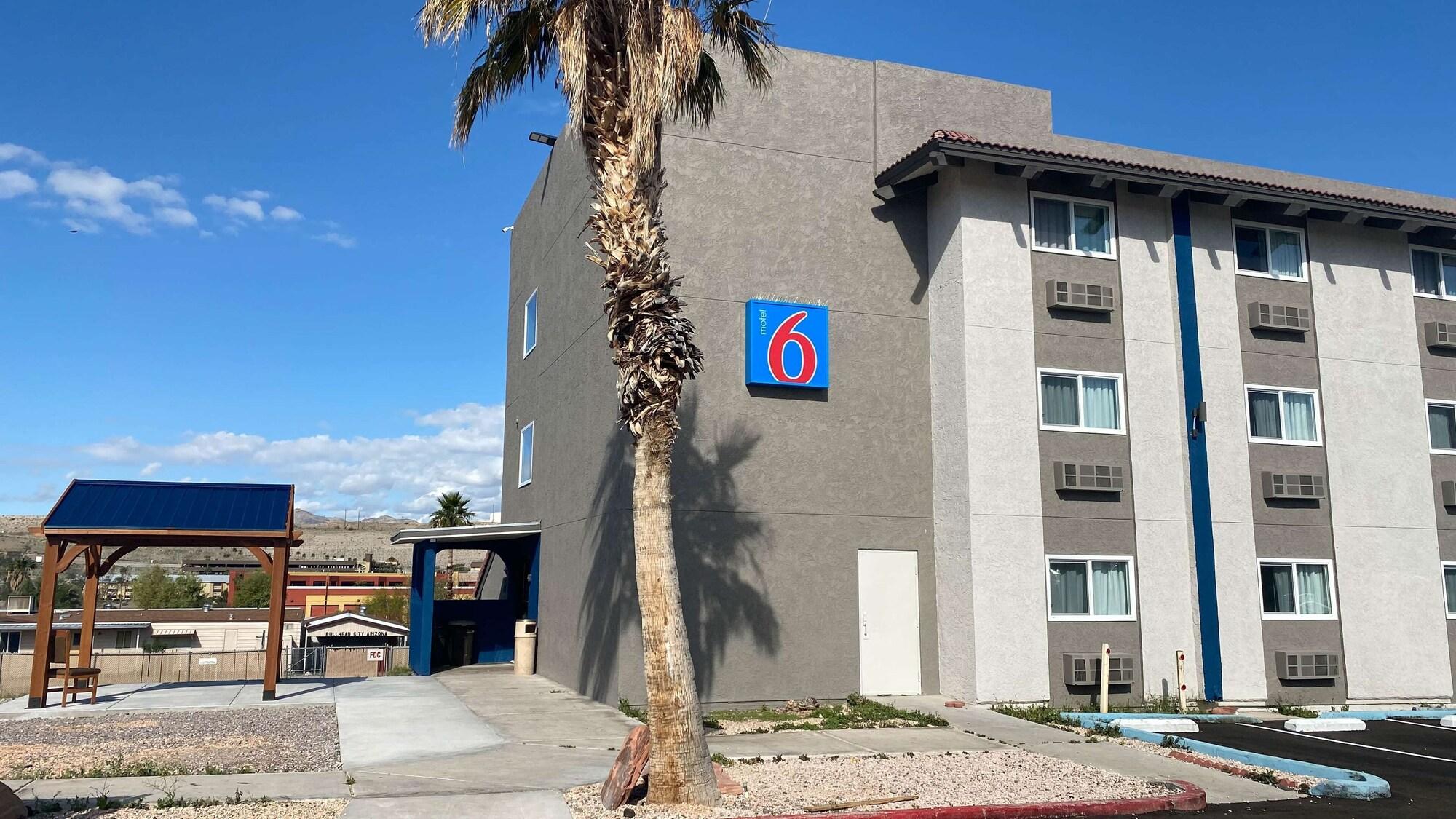 Varios Motel 6 Bullhead City, AZ