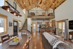 Alquiler Vacacional - Riverfront Home w/ Bbq: 2 Mi to Downtown Gunnison!