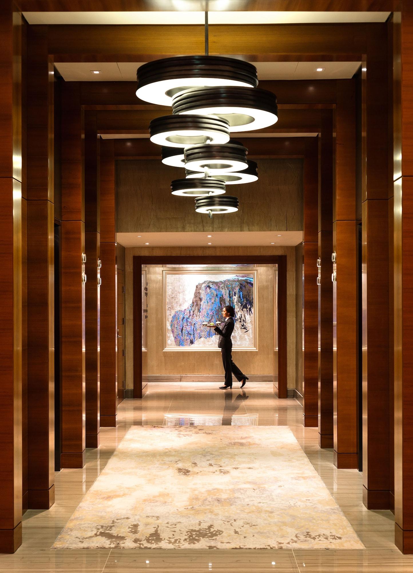 Vista Lobby Rosewood Abu Dhabi