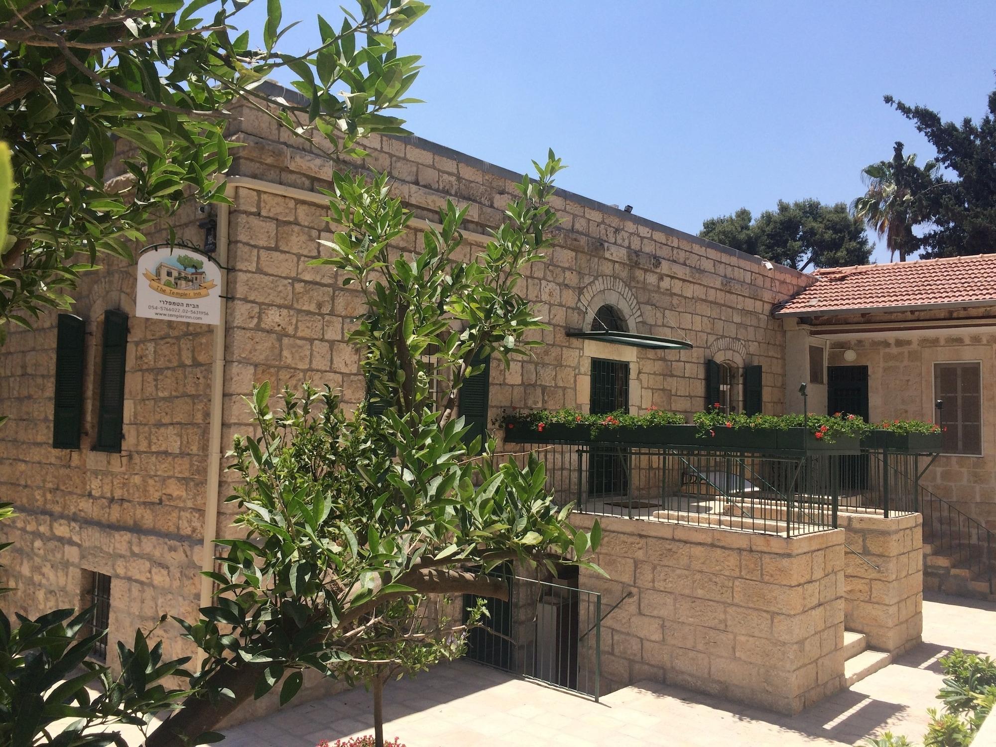 Varios The Templer Inn