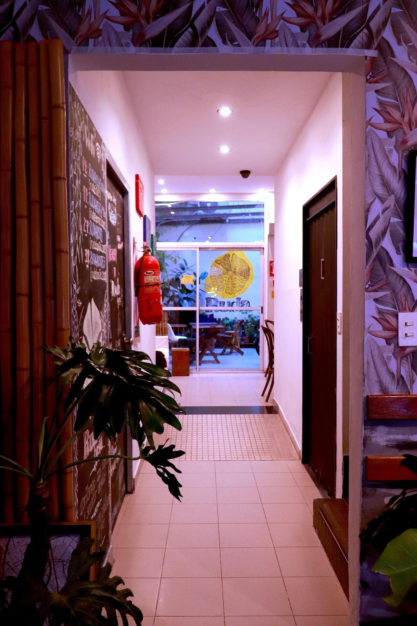 Vista Lobby Ruda Hostel