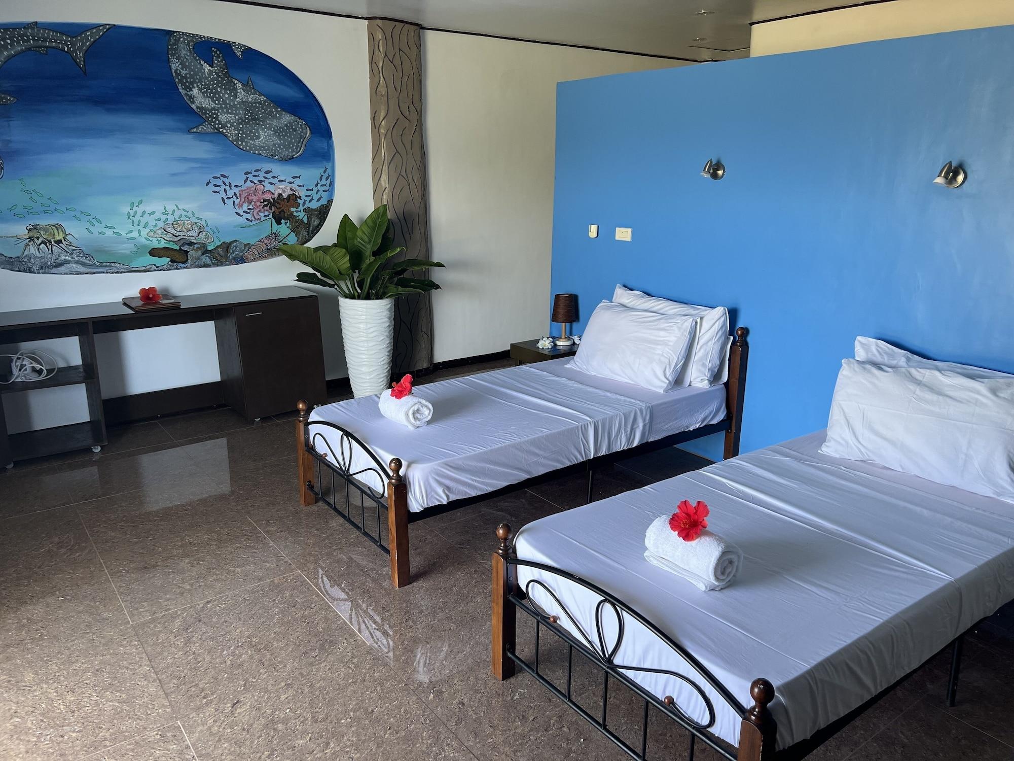 Habitación Cabilao Sunset Dive & Beach Resort