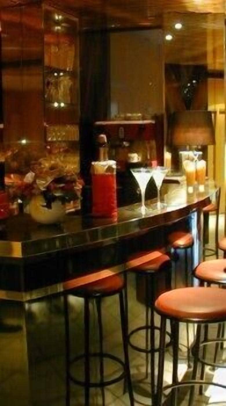 Bar/Salón Hôtel Le Médicis