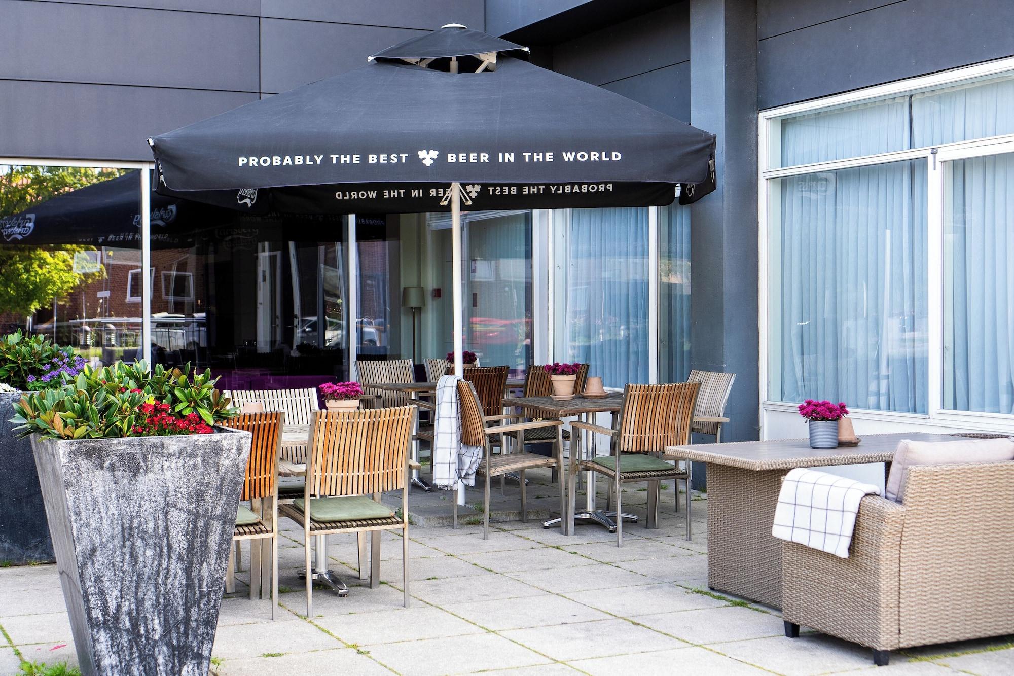 Vista Exterior Best Western Plus Park Globetrotter Copenhagen Airport