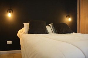 Alquiler Vacacional - Charming 1-bedroom apartment with WiFi, AC in fabulous GFJ