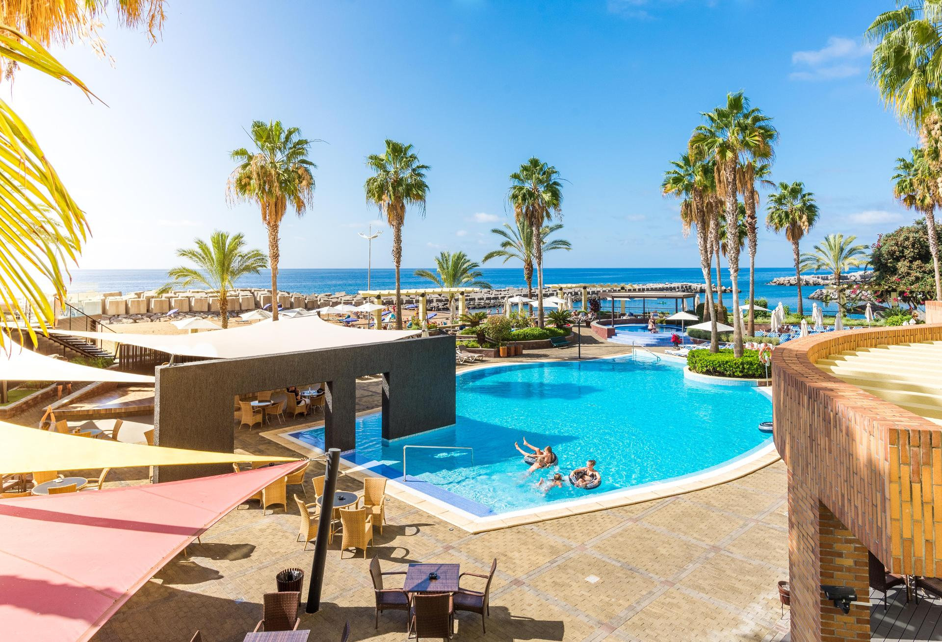 Vista Piscina Calheta Beach - All Inclusive