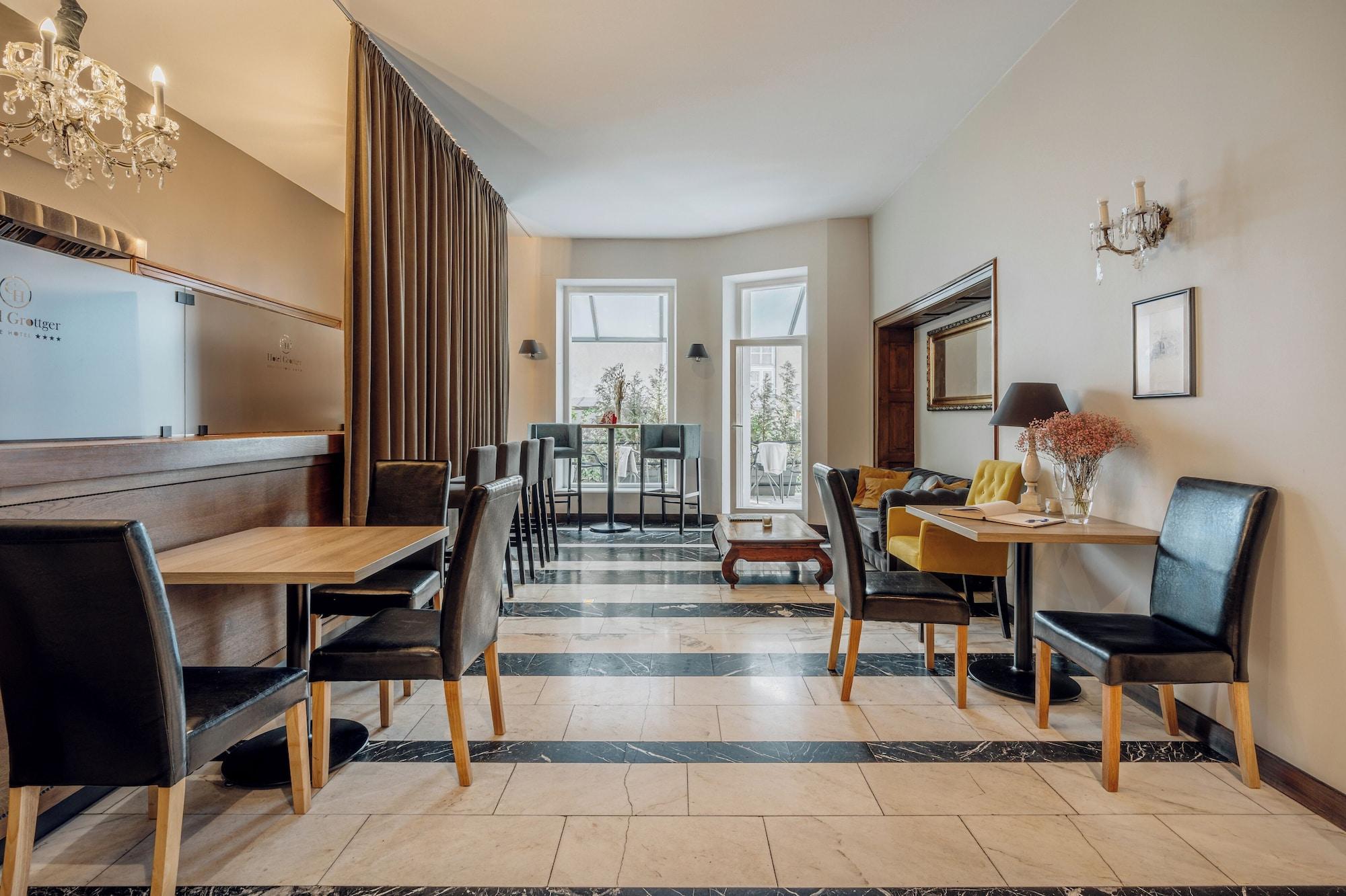 Vista Lobby Hotel Grottger Boutique Hotel