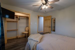 Arriendo temporal - Quilter's retreat! 3 quilting spaces and 2 full bathrooms!