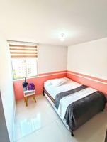 Alquiler Vacacional - Close to the BMX track, skatedrome, sports park, major coliseum road the airport