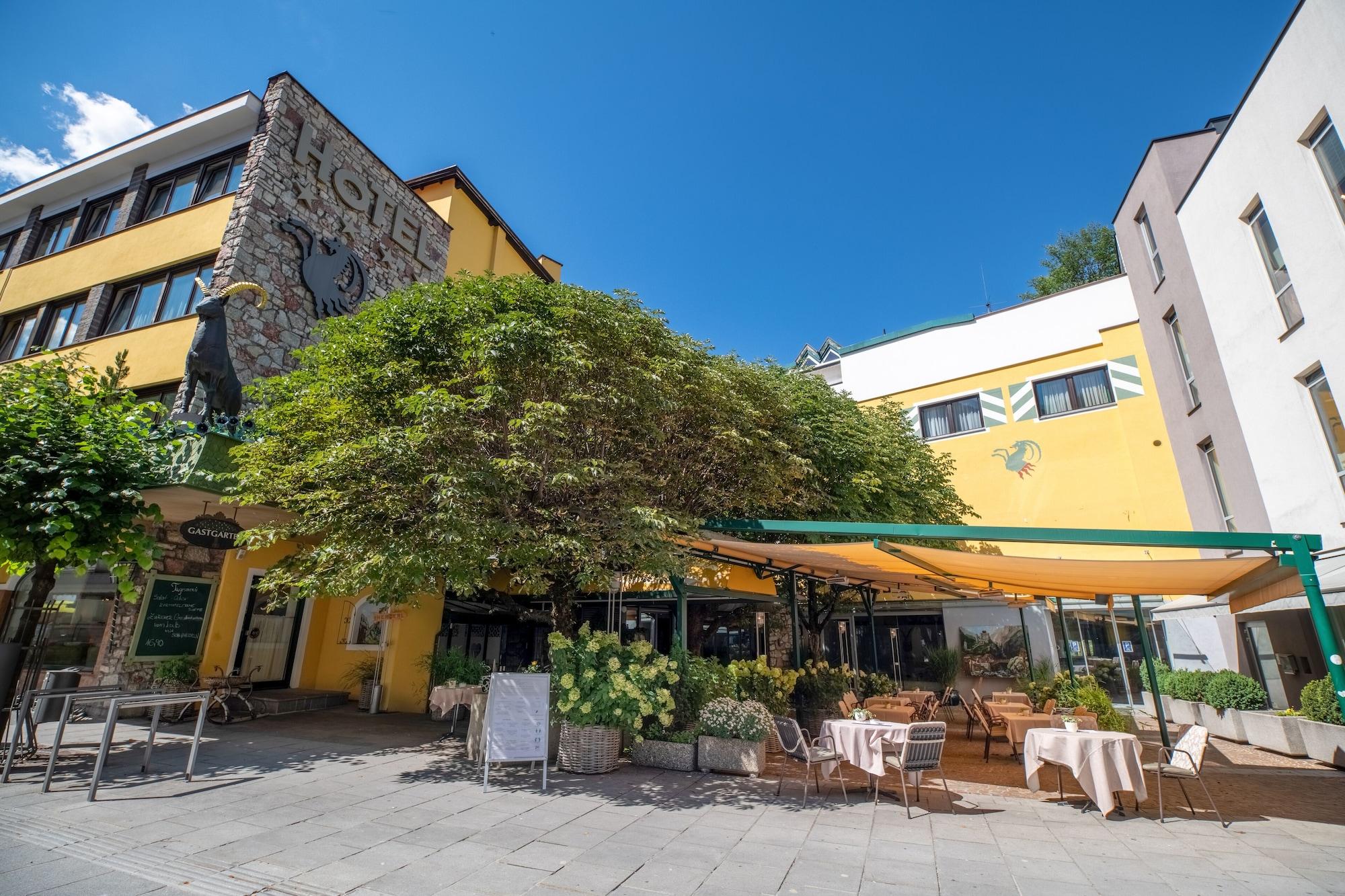 Vista Exterior Hotel Schrofenstein