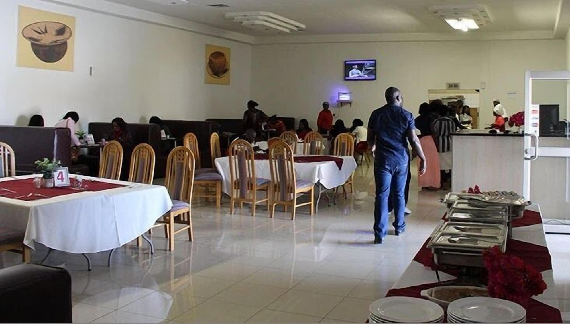 Restaurant Ekamuti Town lodge