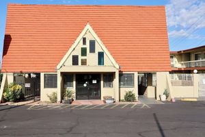 Alojamiento - Super 8 by Wyndham Albuquerque Downtown
