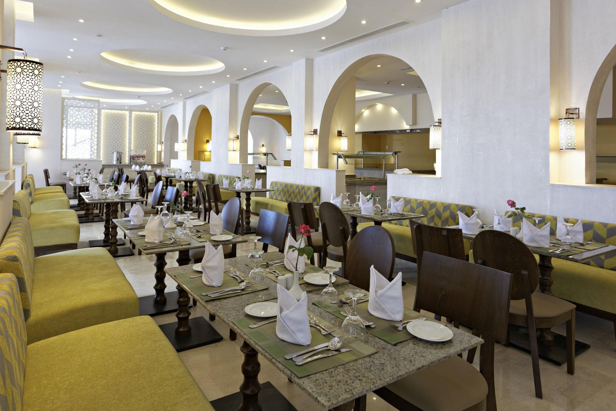 Restaurant Royal Star Beach Resort