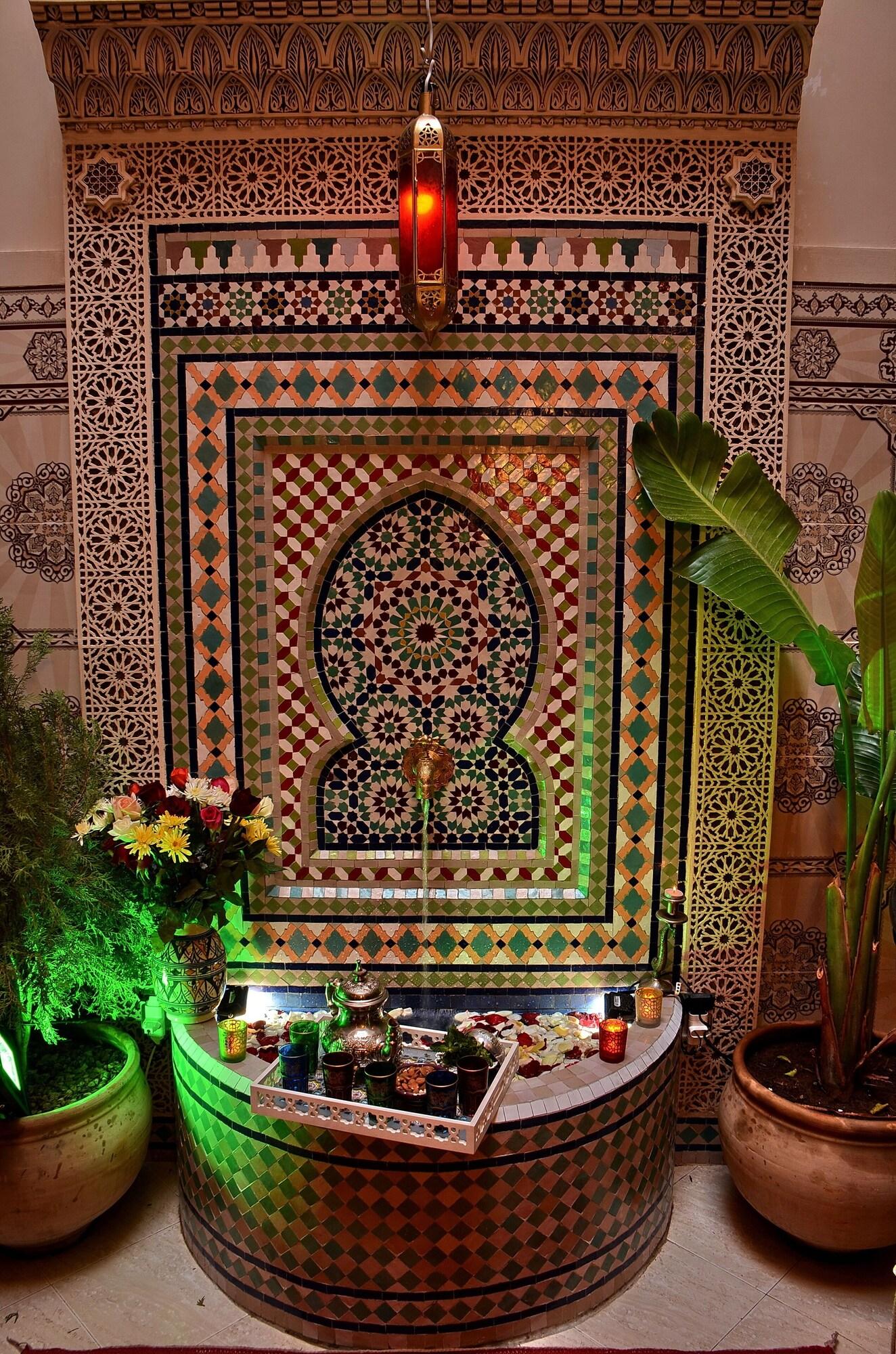 Varios Riad Dar Leuleu