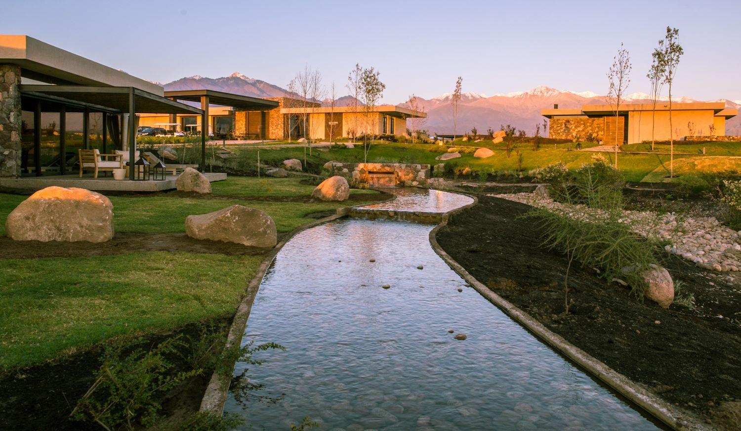 Vista Exterior The Vine Resort & spa