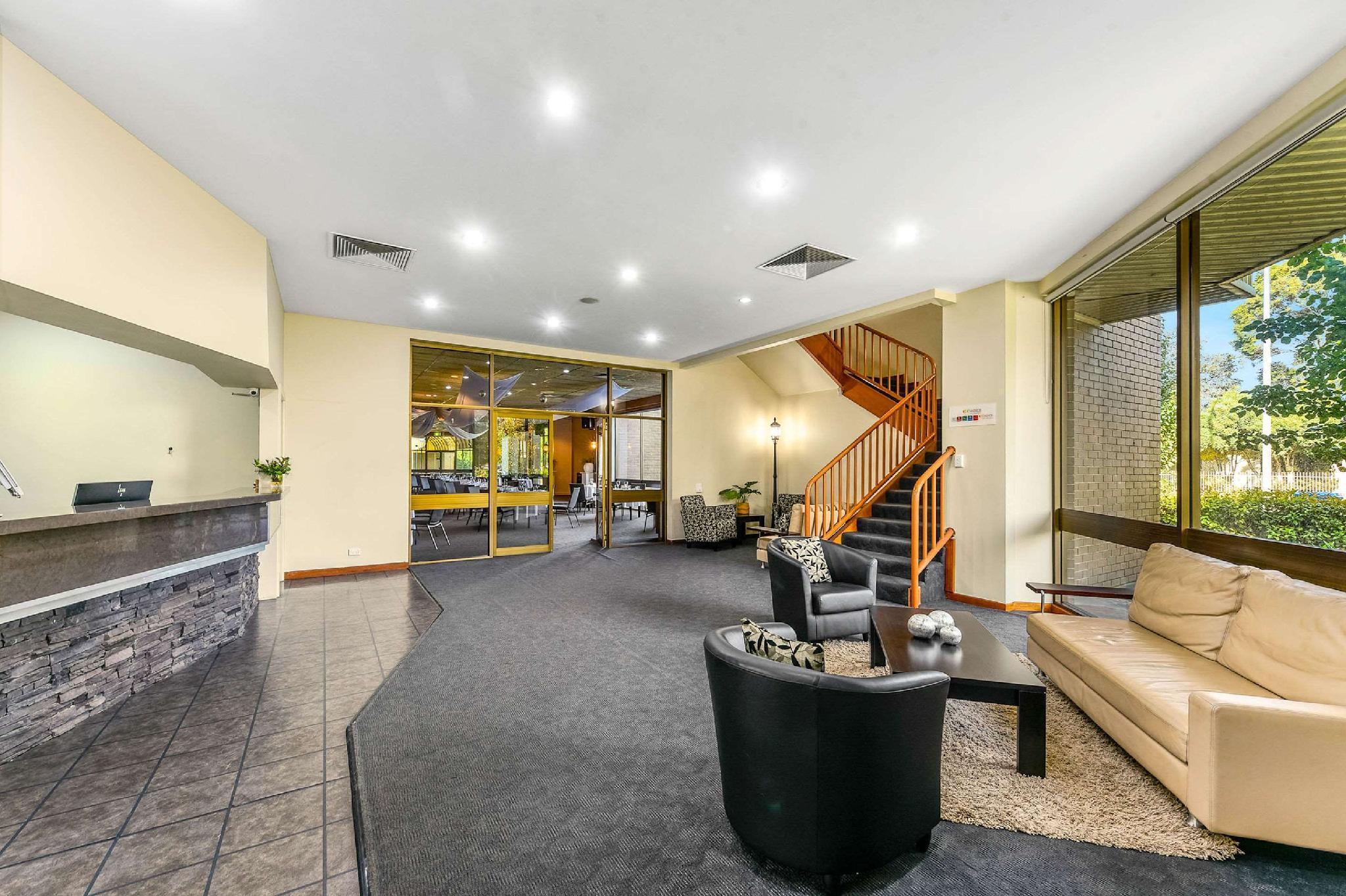 Vista Lobby Presidential Motel