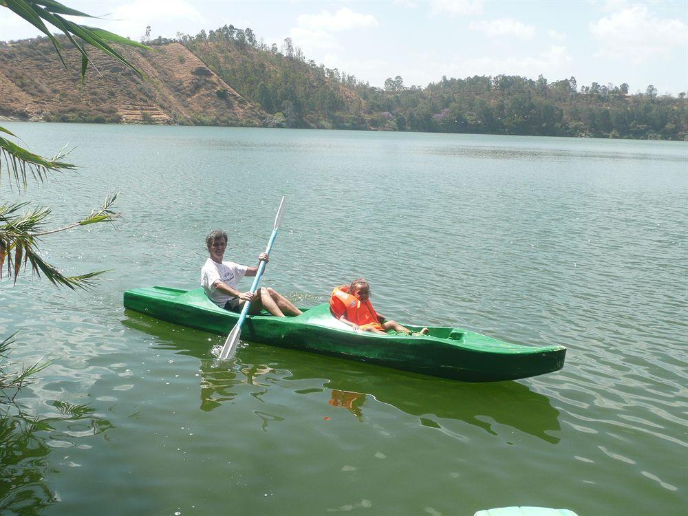 Instalaciones Recreativas Babogaya Lake Viewpoint Lodge
