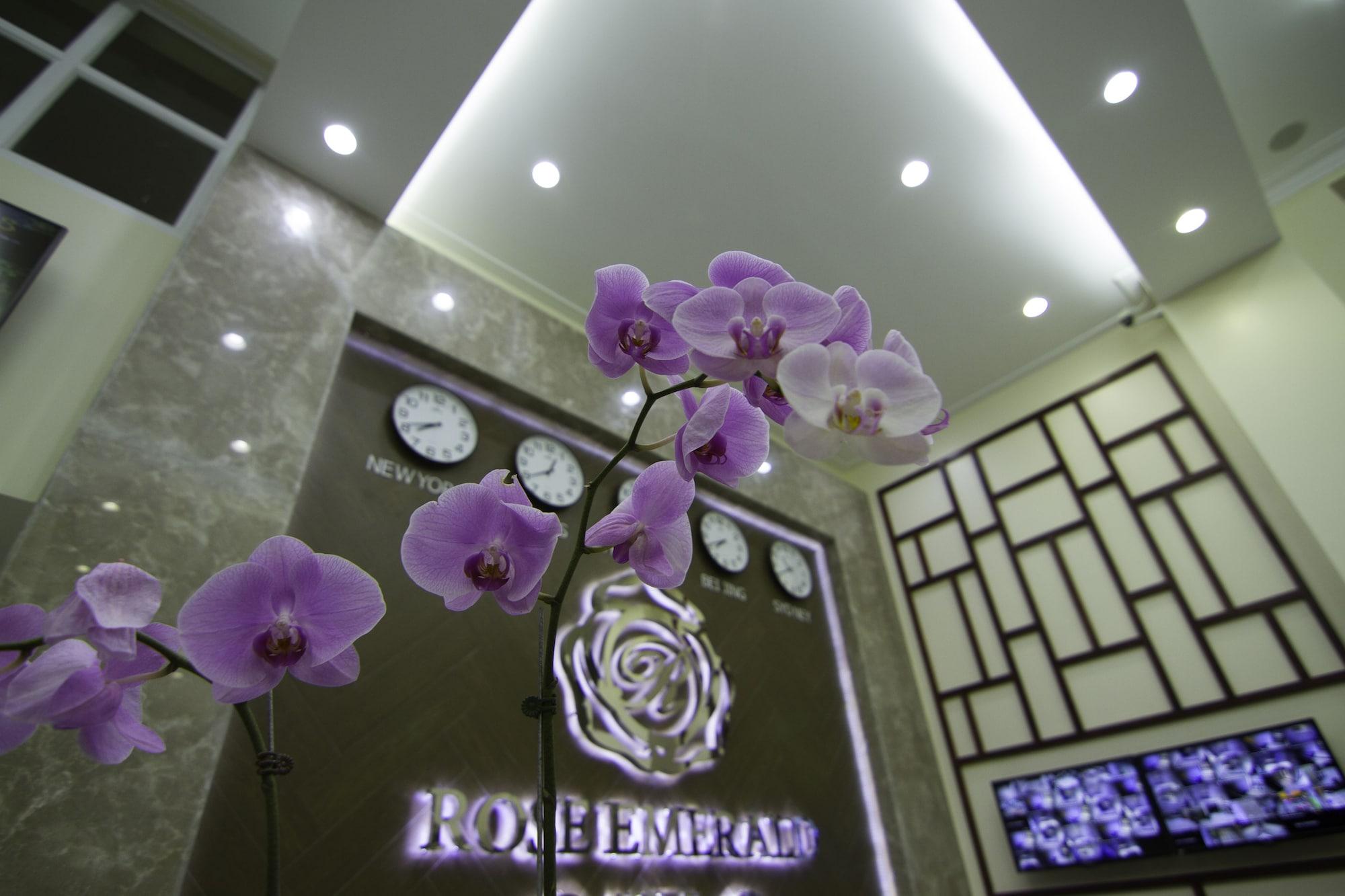 Sala de Reuniones Rose Emerald Hotel
