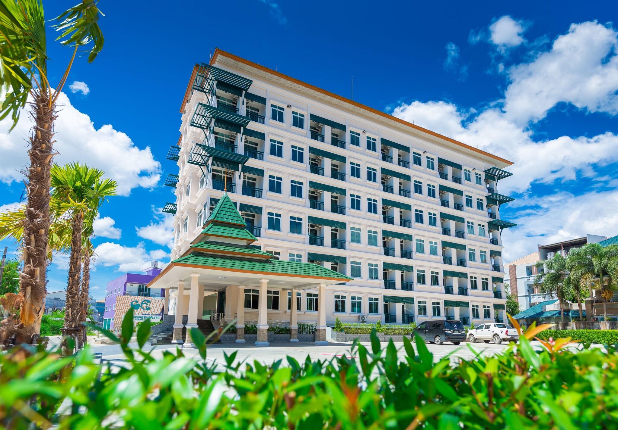 Vista Exterior Evergreen Suite Hotel