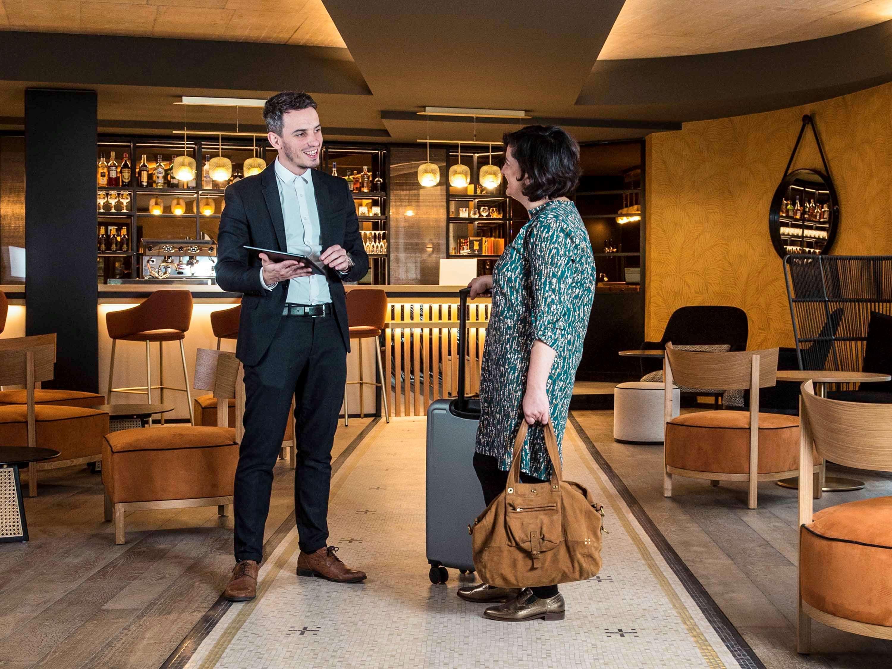 Bar/Salón Mercure Luxembourg off Kirchberg