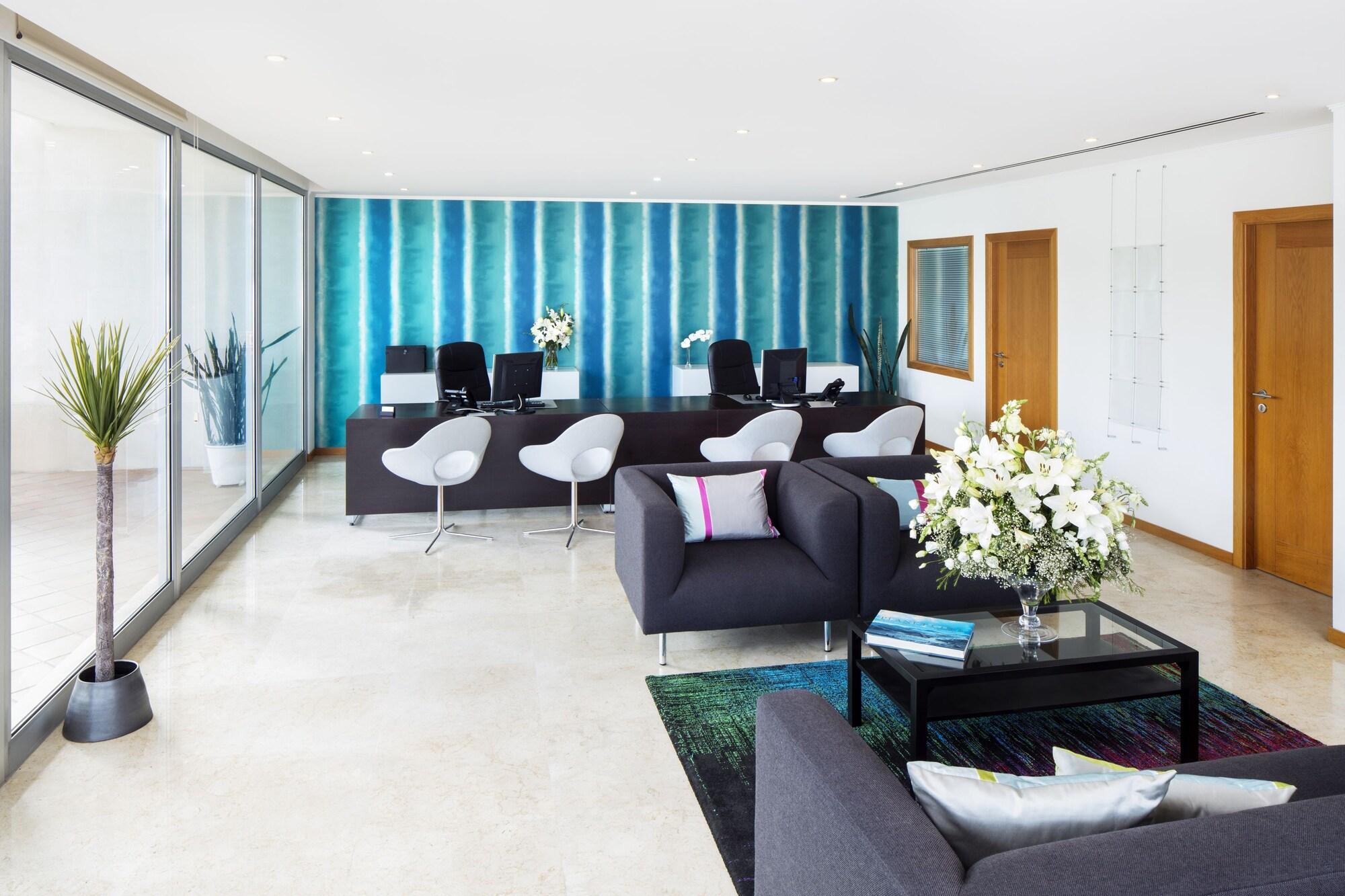 Vista Lobby The Beachfront Praia D'el Rey Golf & Beach Resort